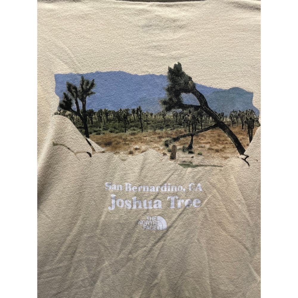 The North Face Mens Joshua Tree San Bernardino CA Graphic T-Shirt Beige Medium